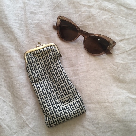 Rouje Accessories - Rouje Pink/Brown Sunglasses with Case